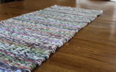 Weave a Table Runner – Yarn Weaving Project!