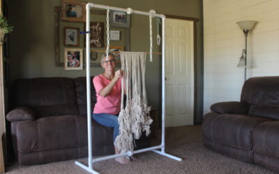 Build a Macrame Work Stand!