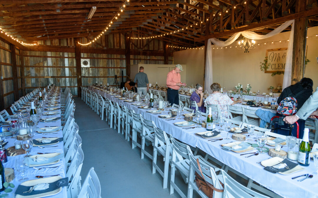 How to Transform a Barn to a Wedding Venue – Rustic Barn Wedding